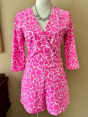 Mahi Gold Gold Riptide Romper Pink White Print 3/4 Sleeve Size Medium M